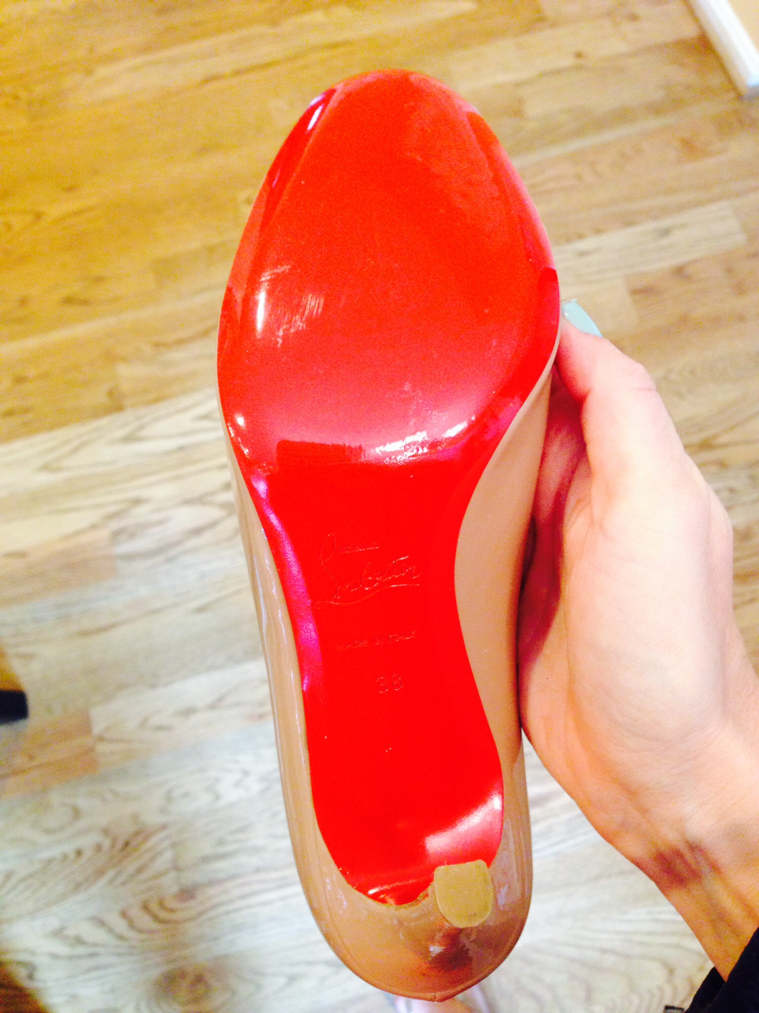 Bottom of louboutins deals